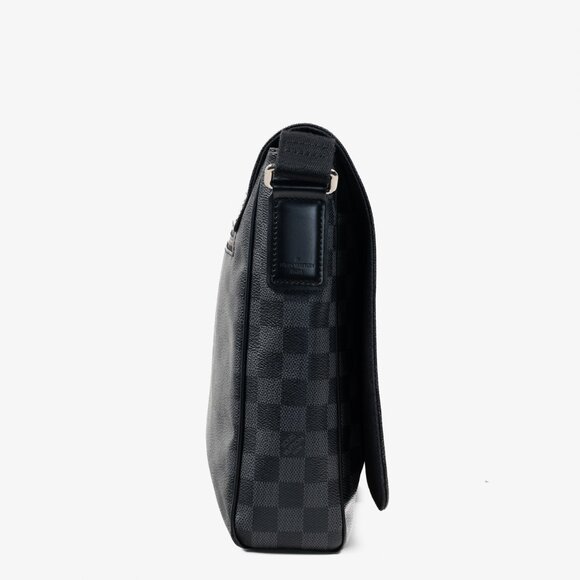 Louis Vuitton Graphite Damier District MM Cross Body Bag - Picture 12 of 13